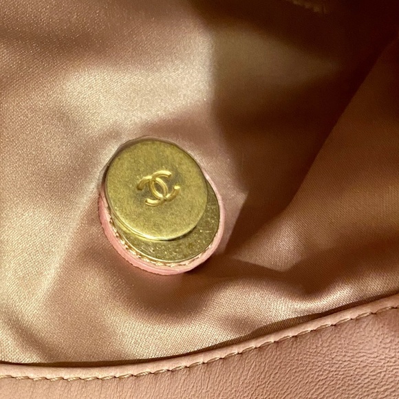 Chanel Handbag - Picture 9 of 12